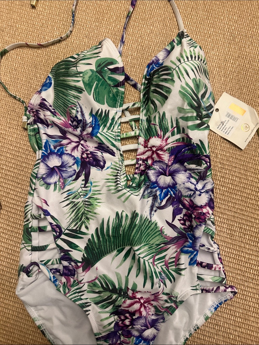 ✔️#70 BNWT CYN & LUCA Tropical Floral One-Piece Swimsuit